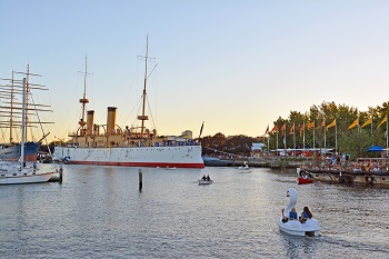 Cruiser Olympia in the water at The Independence Seaport Museum